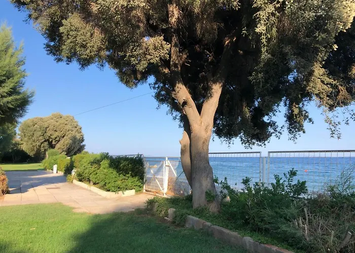 Tatil Evi ανεμπόδιστη θέα με κήπο και πισίνα *