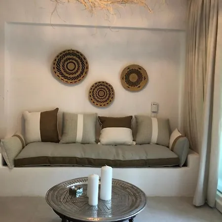 ανεμπόδιστη θέα με κήπο και πισίνα Dom wakacyjny Agioi Theodoroi (Corinthia)